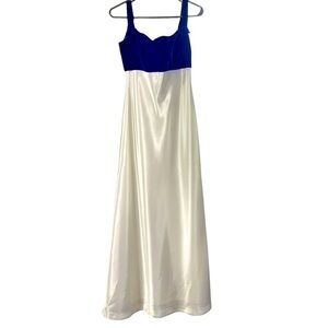 VTG y2k /90s Velvet and‎ Satin Prom Dress size 8-9